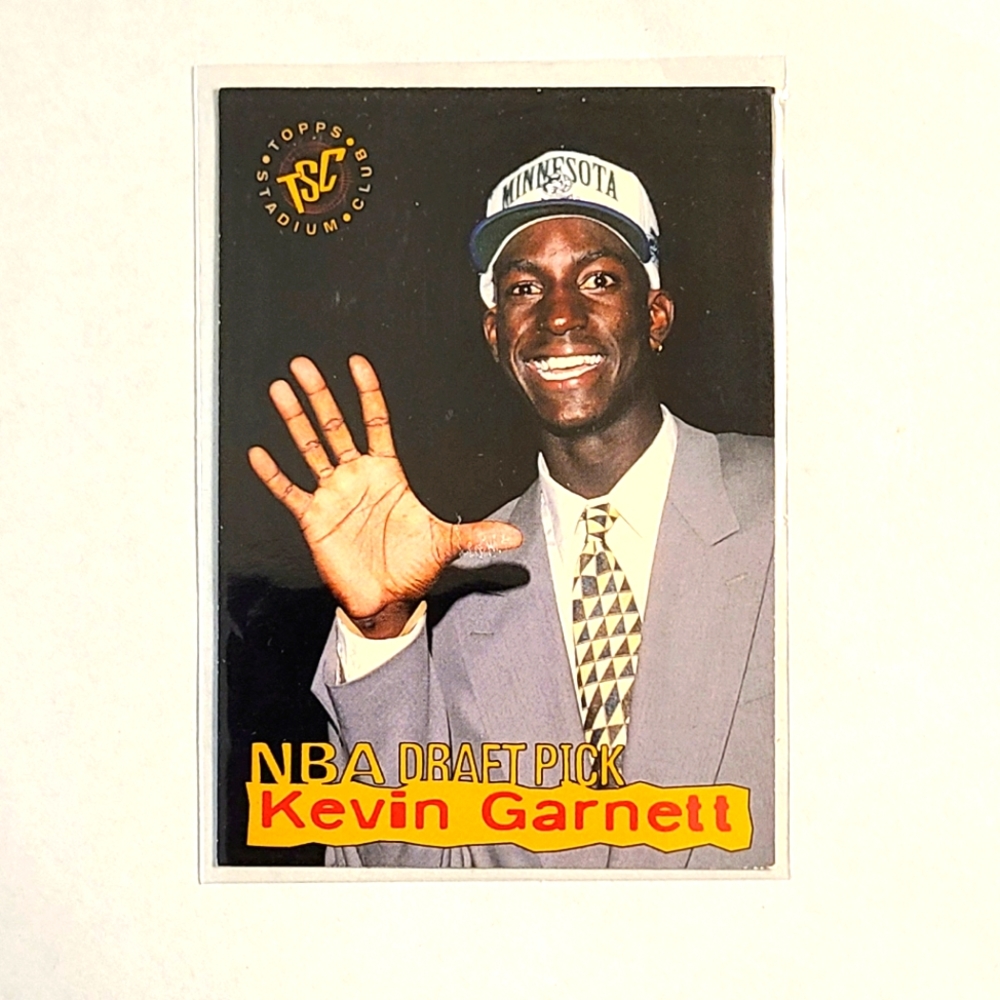 Kevin Garnett 1995 Topps Stadium Club Rookie NBA Basketball Card